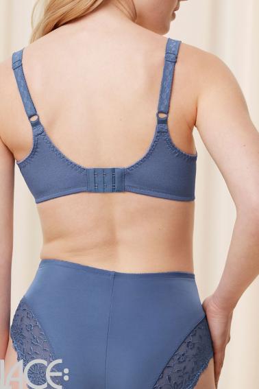 Triumph - Ladyform Soft Minimizer Bra D-H cup