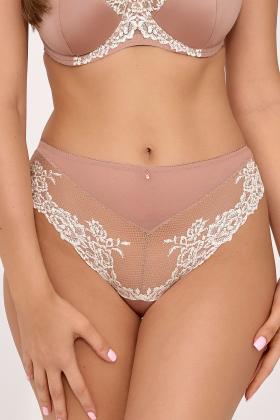 Ava - Full brief - Ava 47