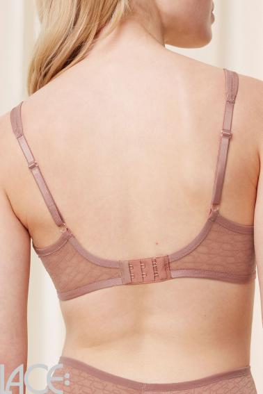 Triumph - Triumph Signature Sheer Minimizer Bra E-H cup