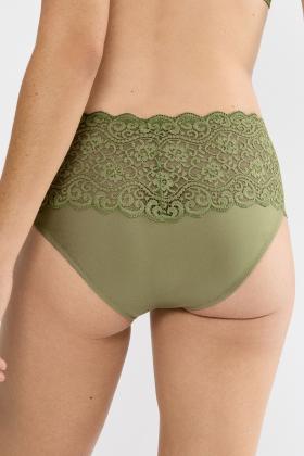 Triumph - Amourette Full brief