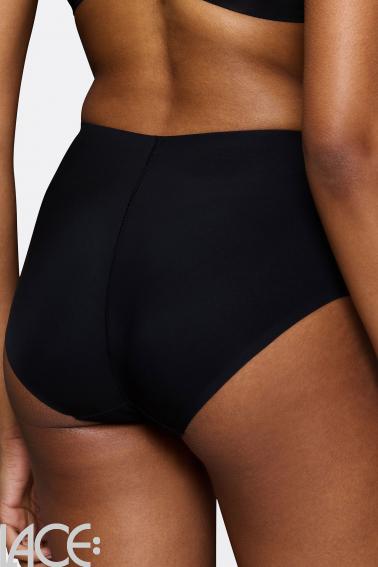 Triumph - Body Make-up Illusion Curve Full brief