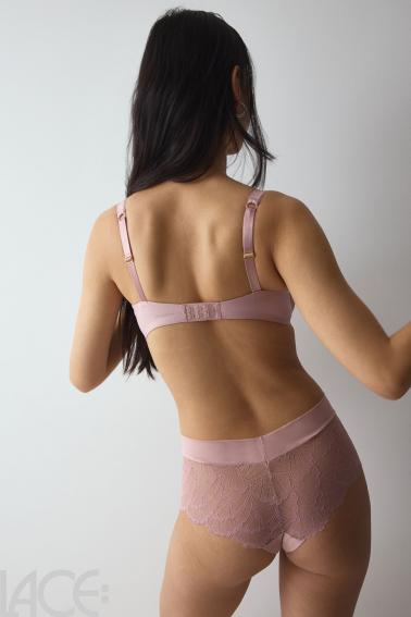 Triumph - Love in Lace Bra D-H cup