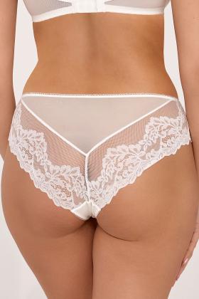 Ava - Full brief - Ava 48