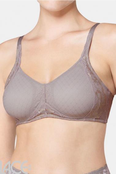 Triumph - Shape Magic wire Minimizer Bra D-G cup