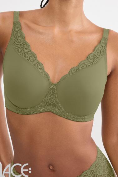 Triumph - Amourette Minimizer Bra D-H cup