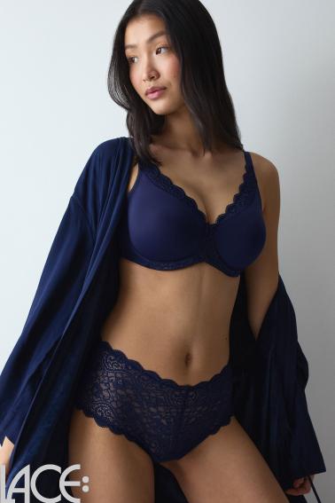 Triumph - Amourette Minimizer Bra D-H cup