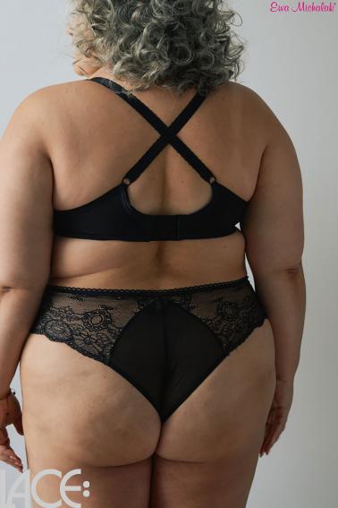 Ewa Michalak - Plunge bra F-J cup - Ewa Michalak 05
