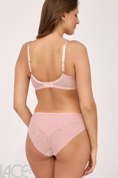 Ava - Full brief - Ava 44