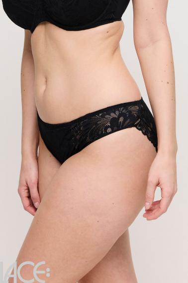PrimaDonna Twist - Rupi Brief
