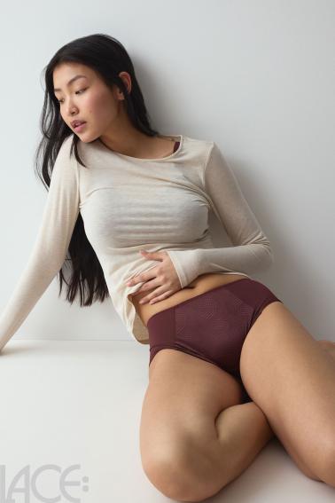 Triumph - Essential Minimizer Hipster