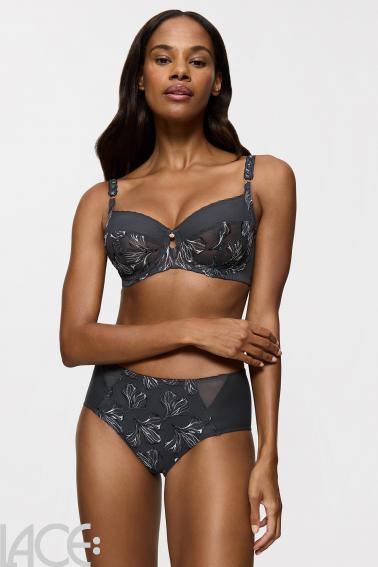 Triumph - Wild Iris Florale Full brief