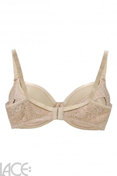 Cake - Waffles UW Bra Nursing H-J