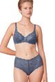 Triumph - Amourette 300 Minimizer Bra D-H cup